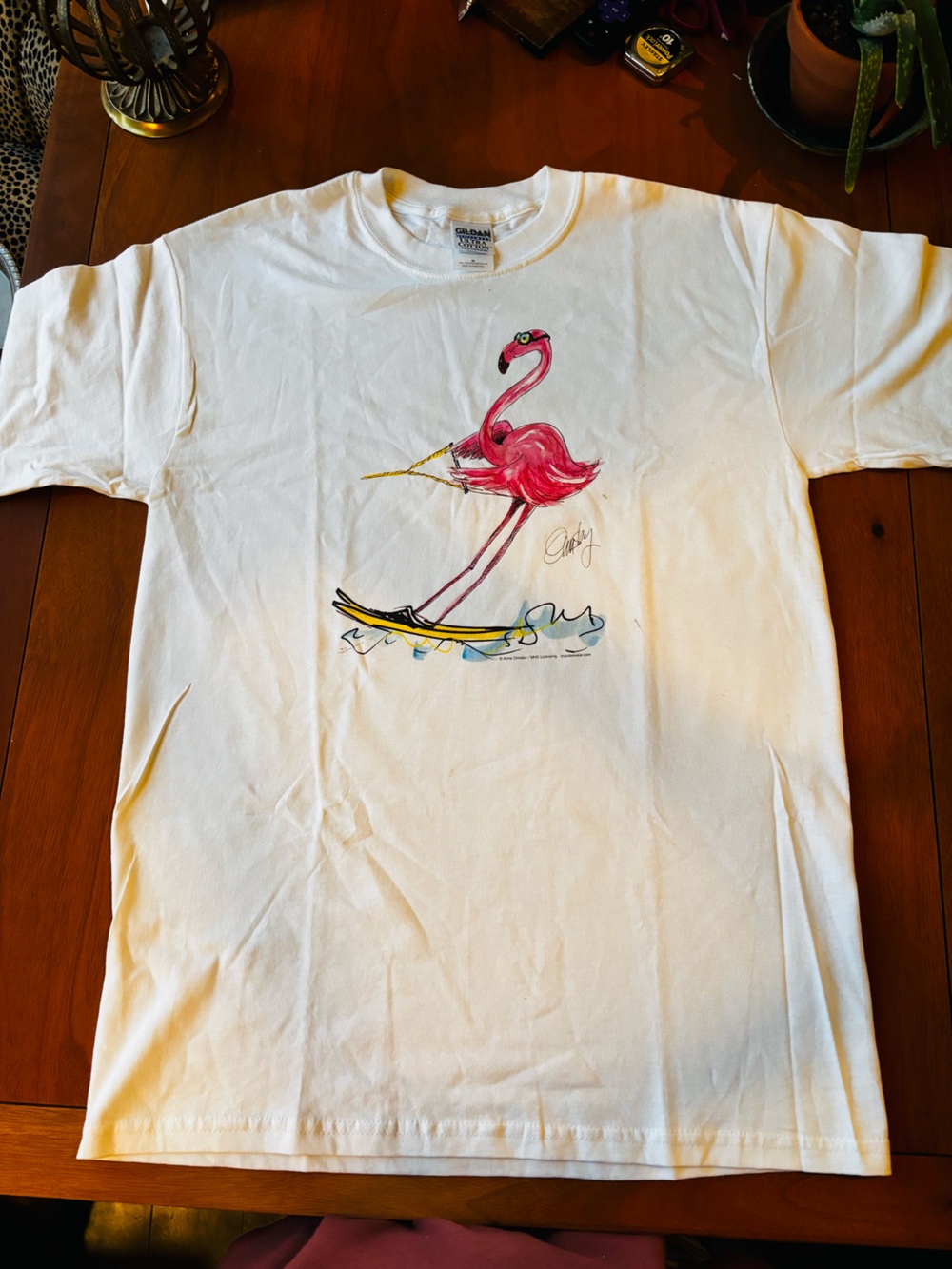 NEW Annie Ormsby Water Skiing Flamingo Graphic T-Shirt White Gildan Medium